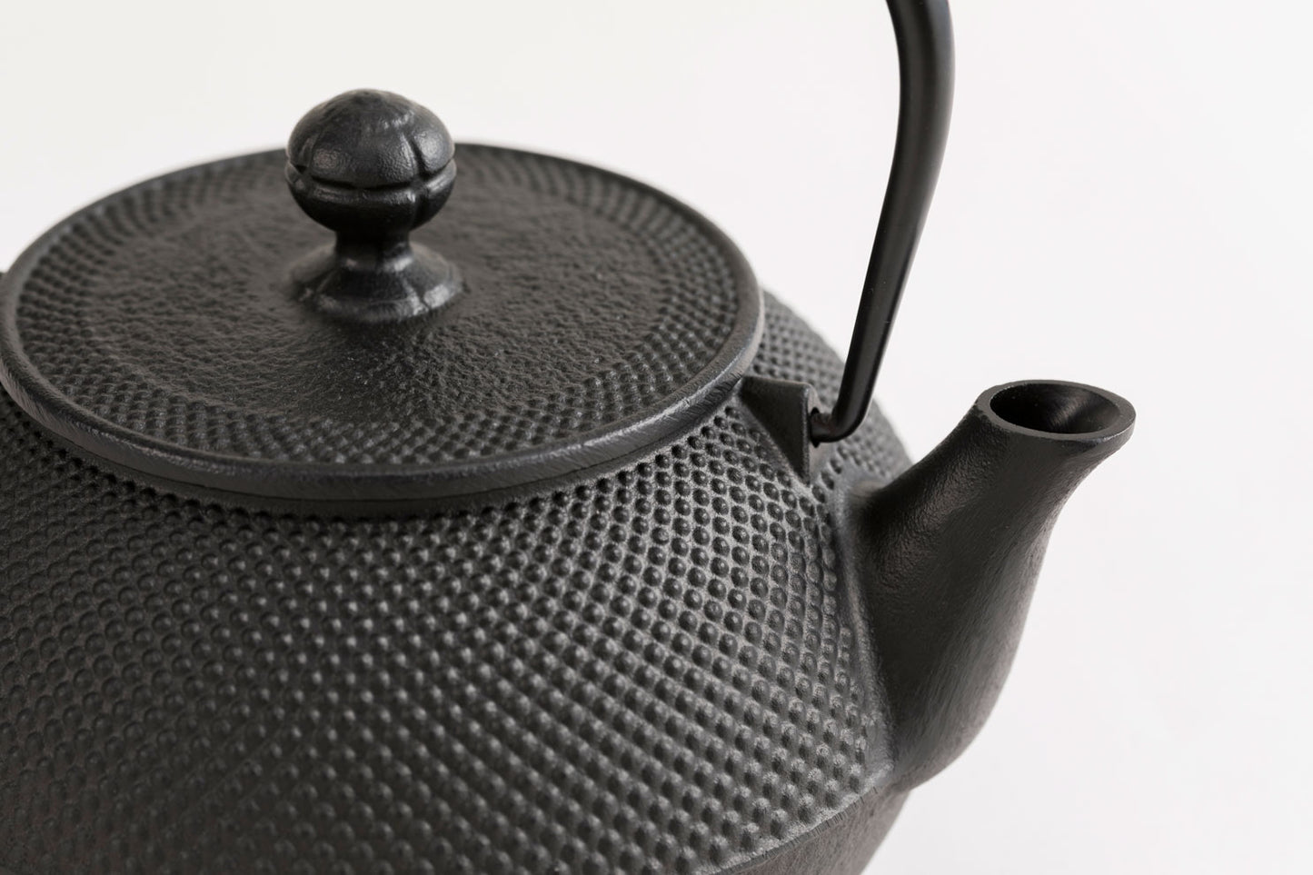Iron kettle 7-inch Arare IH compatible (inner surface is kiln-fired)