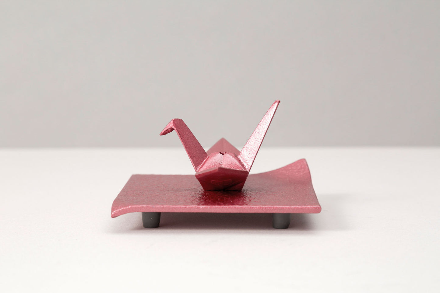 Kodatsu Origami Crane (with stand) (Red)