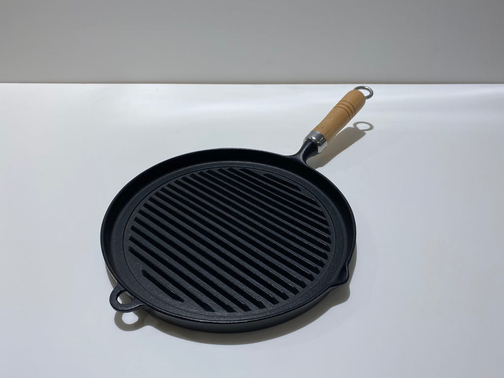 Grill pan (with wooden handle)