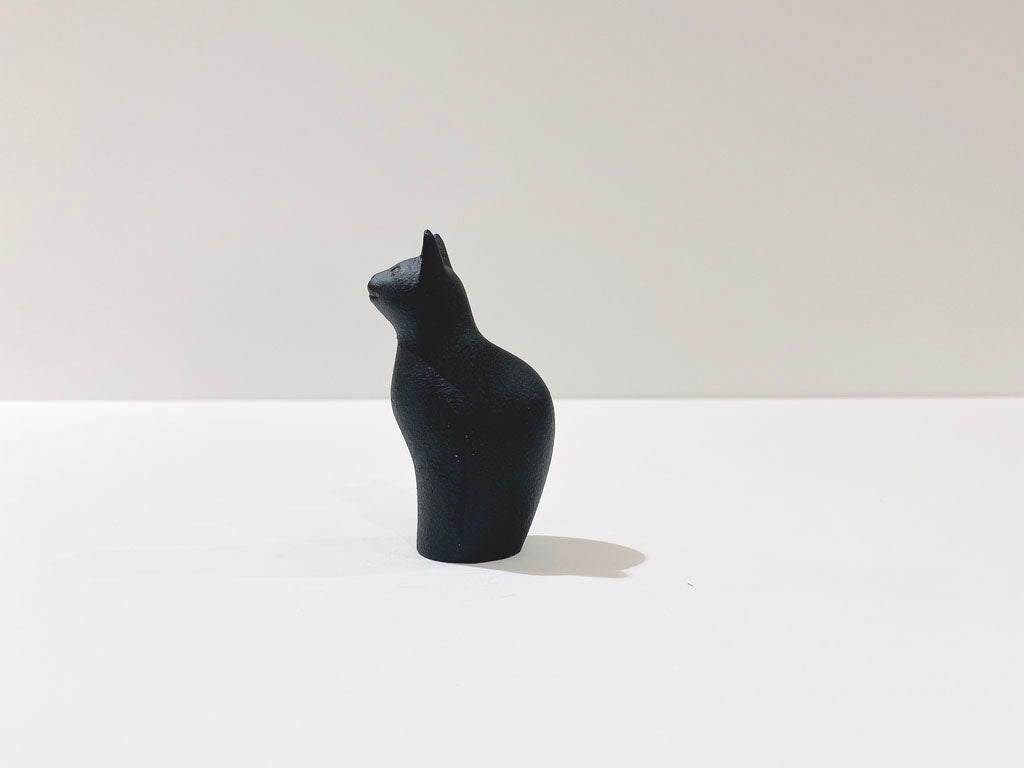 Paperweight Smash Cat 