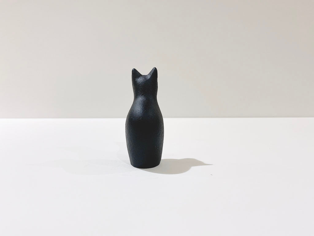 Paperweight Smash Cat 