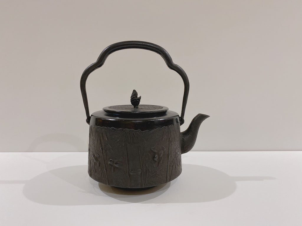 Iron kettle 18 type Rikuma