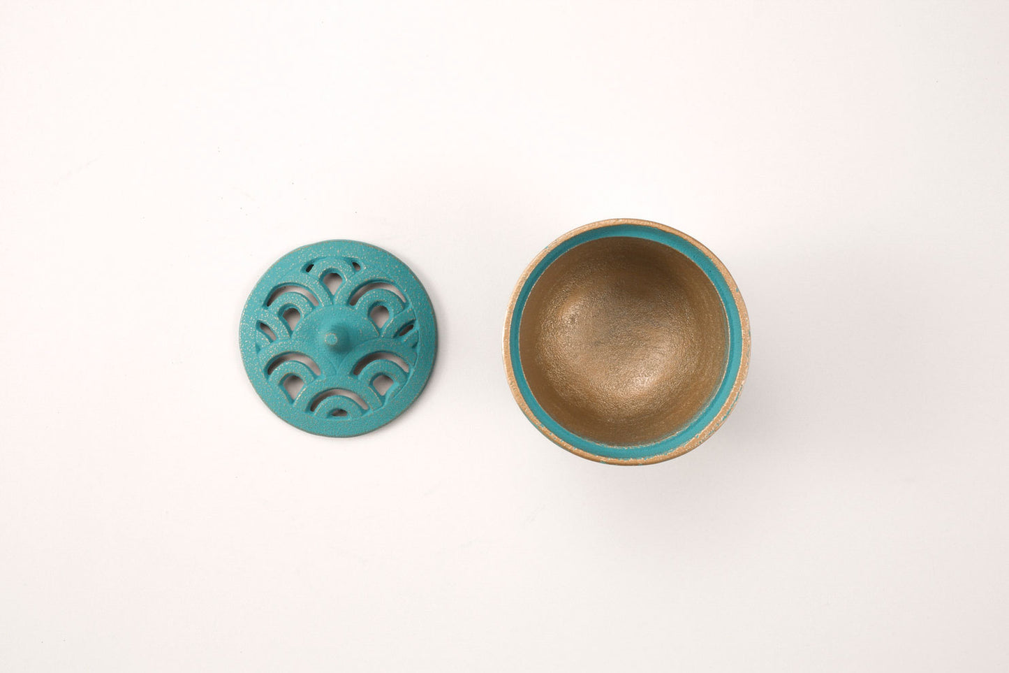 Incense burner of the four seasons Nami (gold/Turkish blue)