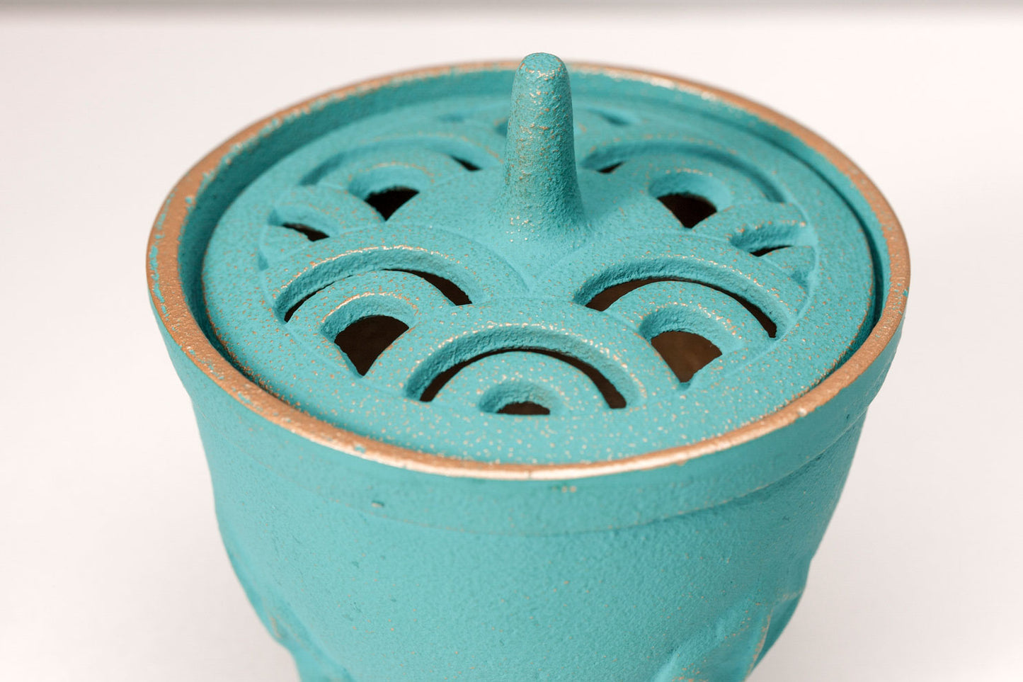 Incense burner of the four seasons Nami (gold/Turkish blue)