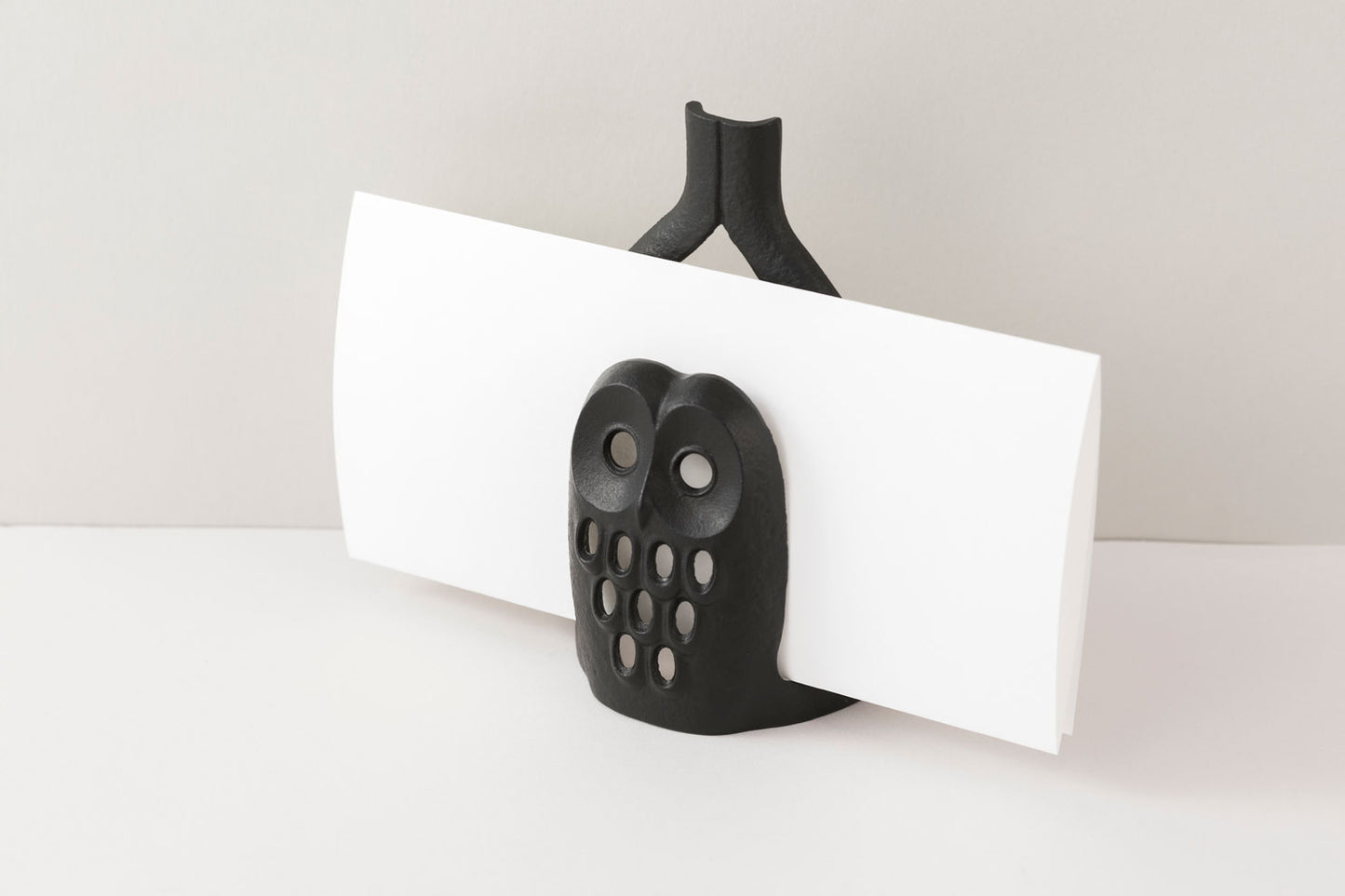 letter stand owl