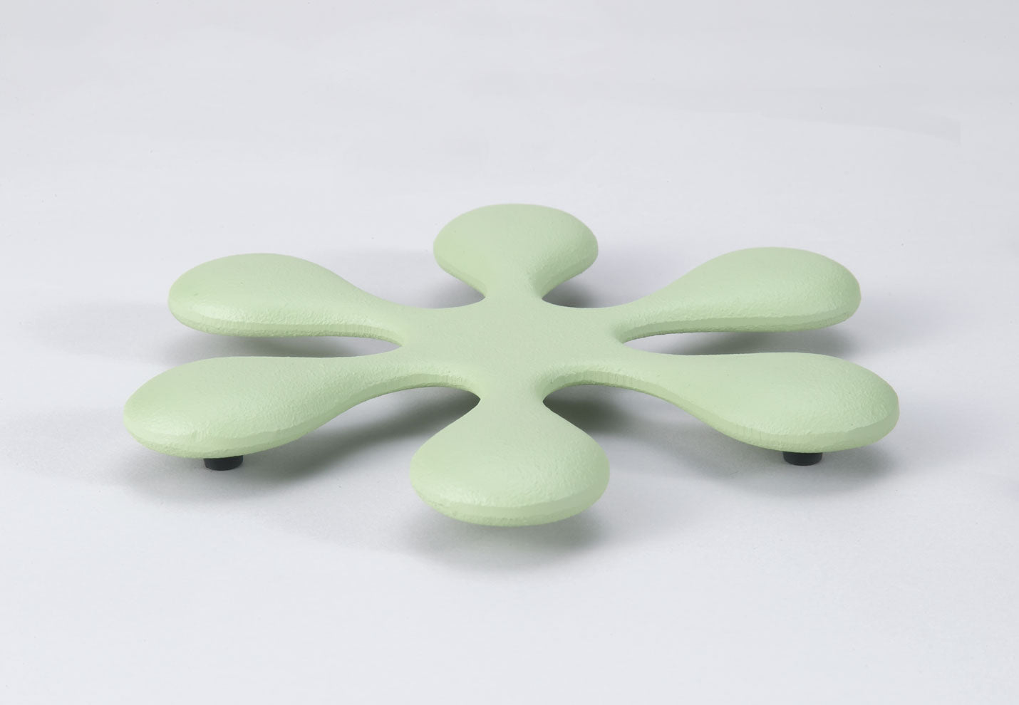 Kamashiki trivet (large) (mugwort)